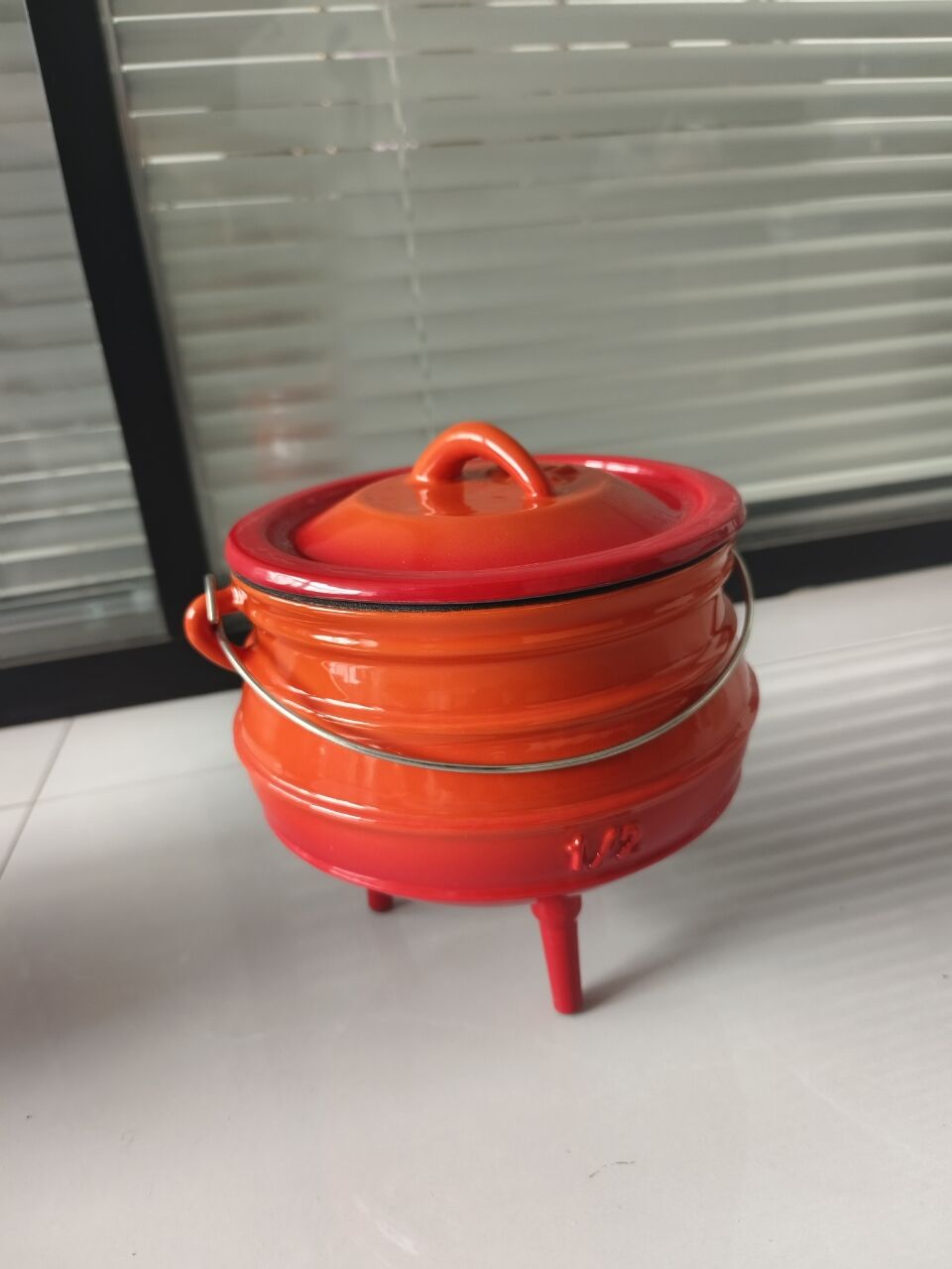 1/2# Cast Iron Enamel Dutch Ov - Camp Dutch Oven Cast recensie en prijs